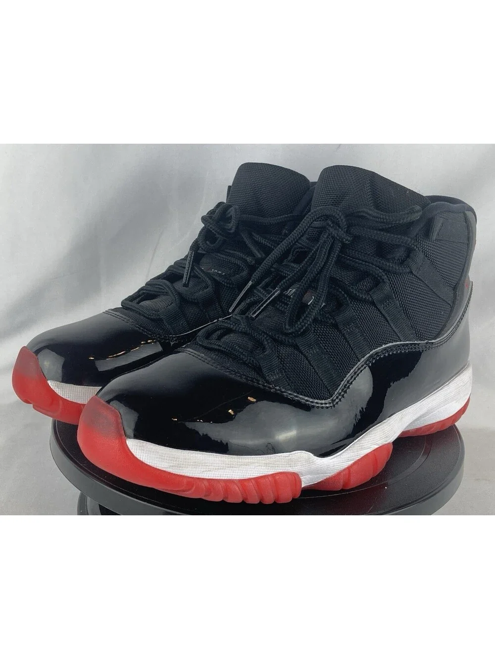 Men’s 9 Nike Air Jordan 11 Retro Bred 2019 Black Varsity Red White 378037-061